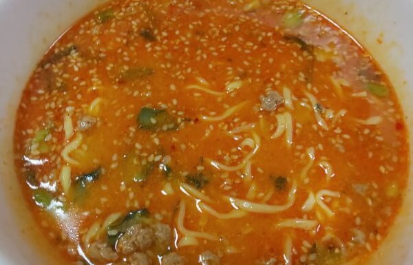 ファミマのマルちゃん担々麺のスープ